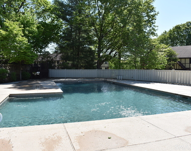 24 Teresa Place - Photo Thumbnail 16