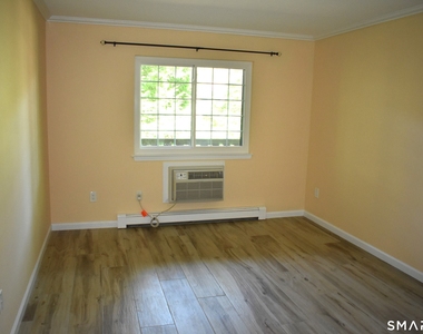 24 Teresa Place - Photo Thumbnail 10