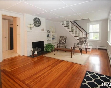 12 Wood Creek Road - Photo Thumbnail 3