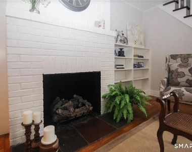 12 Wood Creek Road - Photo Thumbnail 4