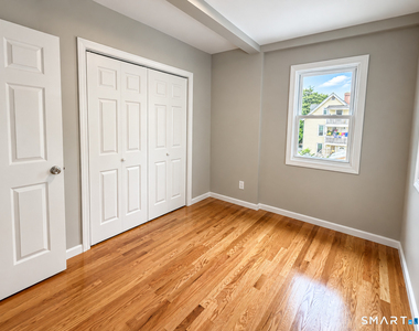 206 Jefferson Street - Photo Thumbnail 5
