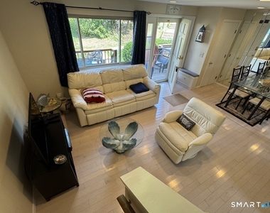 7 Clearwater Lane - Photo Thumbnail 12