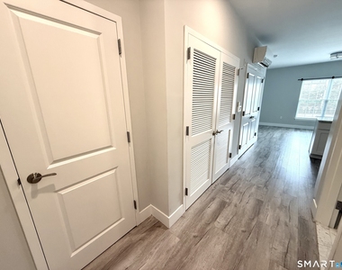 502 Howe Avenue - Photo Thumbnail 2