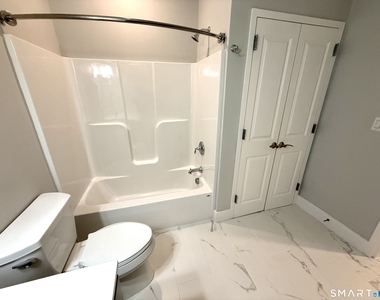 502 Howe Avenue - Photo Thumbnail 4