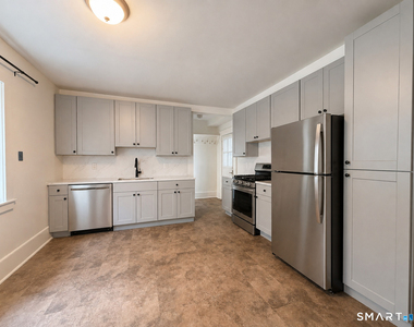 304 304 Central Avenue - Photo Thumbnail 10