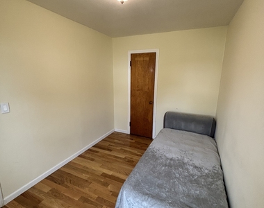 691 Second Avenue - Photo Thumbnail 5