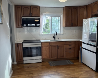 691 Second Avenue - Photo Thumbnail 4