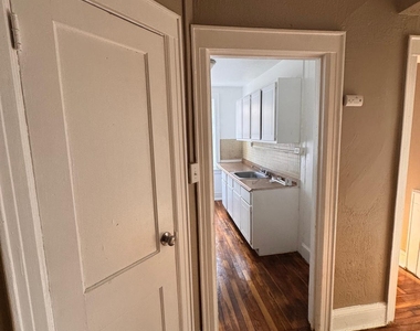 40 Sanford Place - Photo Thumbnail 7