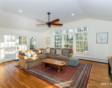 16 Lawn Street - Photo Thumbnail 5