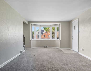 149 Anita Ave - Photo Thumbnail 8