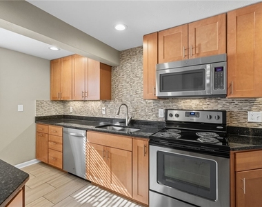 149 Anita Ave - Photo Thumbnail 2