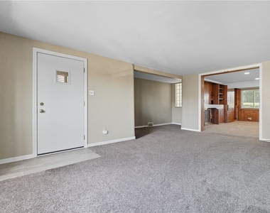 149 Anita Ave - Photo Thumbnail 7