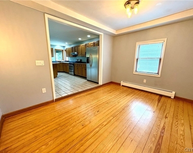 3582 Koenig Point Drive - Photo Thumbnail 13