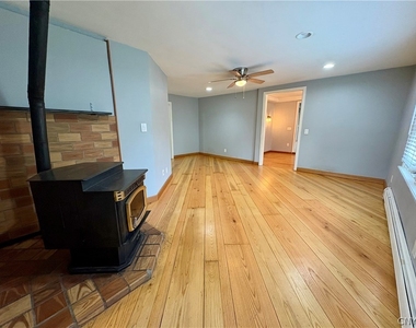 3582 Koenig Point Drive - Photo Thumbnail 15