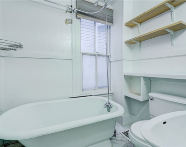 8 Rowley Street - Photo Thumbnail 15