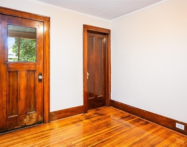 364 Rosewood Terrace - Photo Thumbnail 26