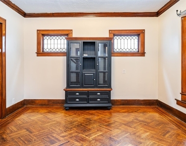 364 Rosewood Terrace - Photo Thumbnail 8