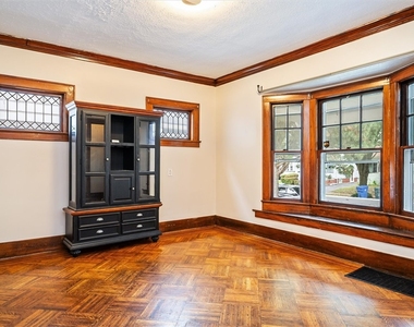 364 Rosewood Terrace - Photo Thumbnail 7