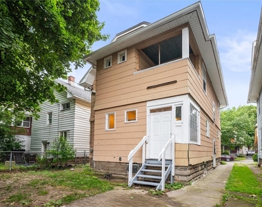 364 Rosewood Terrace - Photo Thumbnail 38