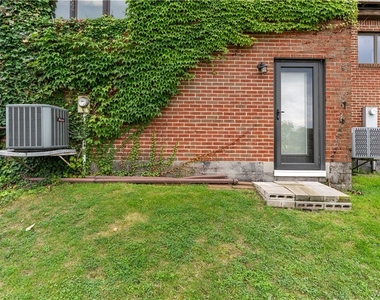 353 Lakefront Boulevard - Photo Thumbnail 24