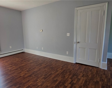 13068 Main St- Rear Unit - Photo Thumbnail 26