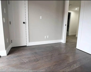 111 Van Buren Street 2A - Photo Thumbnail 4