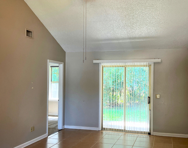 410 Admirals Walk Drive - Photo Thumbnail 1
