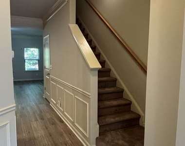 323 Knelston Oak Drive - Photo Thumbnail 1