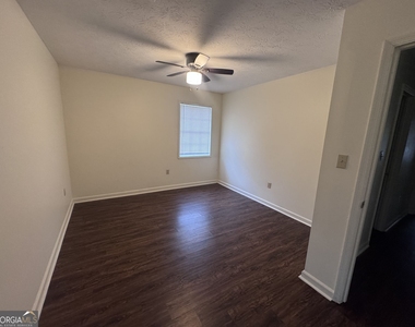 510 Cypress Drive - Photo Thumbnail 3