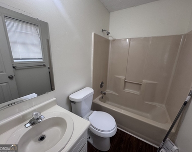 510 Cypress Drive - Photo Thumbnail 7