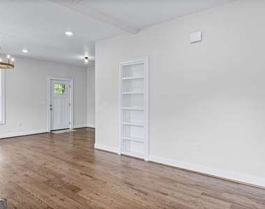 14 Salbide Avenue - Photo Thumbnail 9