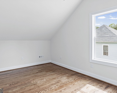 14 Salbide Avenue - Photo Thumbnail 33