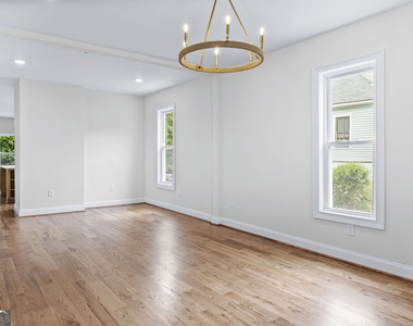 14 Salbide Avenue - Photo Thumbnail 11