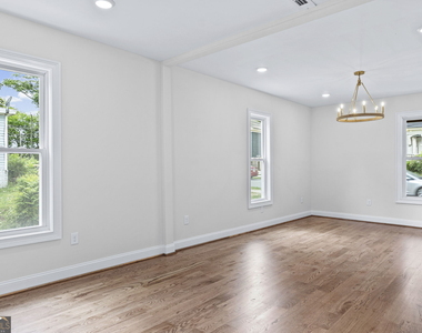 14 Salbide Avenue - Photo Thumbnail 8