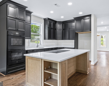 14 Salbide Avenue - Photo Thumbnail 12