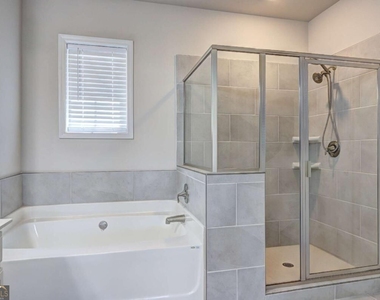 188 Blue Iris Court - Photo Thumbnail 13