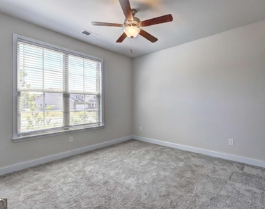 188 Blue Iris Court - Photo Thumbnail 20