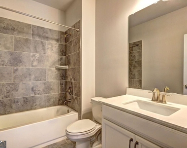 188 Blue Iris Court - Photo Thumbnail 25