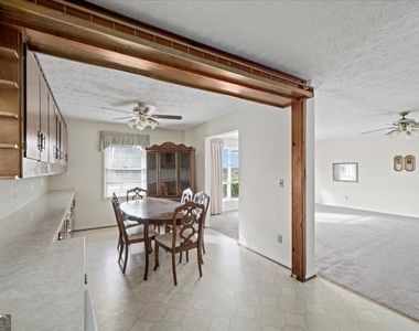 2005 Wilkie Road - Photo Thumbnail 6