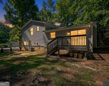 1909 Suwanee Valley Road - Photo Thumbnail 16