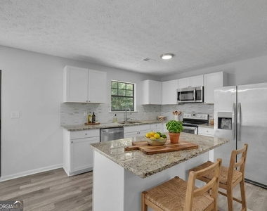 1909 Suwanee Valley Road - Photo Thumbnail 6