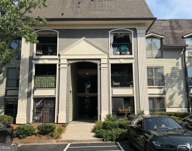 2657 Lenox Road Ne - Photo Thumbnail 12