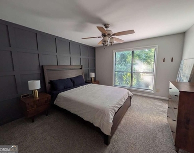 2657 Lenox Road Ne - Photo Thumbnail 6