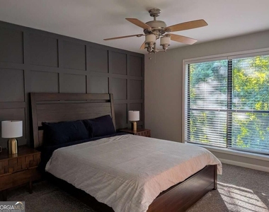 2657 Lenox Road Ne - Photo Thumbnail 7