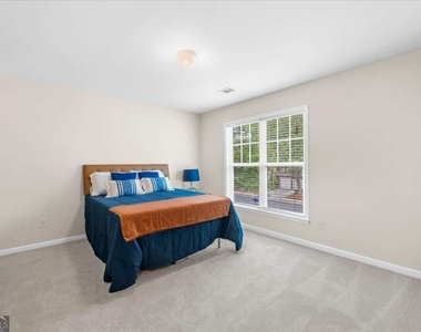 1462 Bellsmith Drive - Photo Thumbnail 20