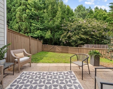 1462 Bellsmith Drive - Photo Thumbnail 11