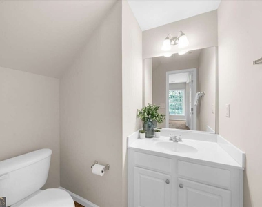 1462 Bellsmith Drive - Photo Thumbnail 12