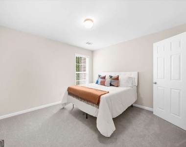 1462 Bellsmith Drive - Photo Thumbnail 21