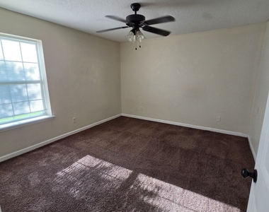 403 S Ashley Street - Photo Thumbnail 18