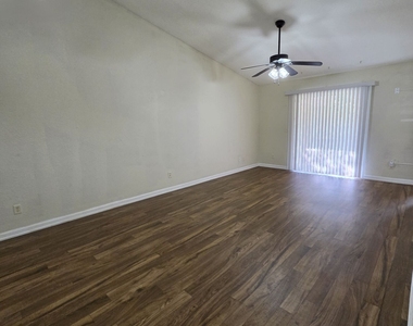 403 S Ashley Street - Photo Thumbnail 15